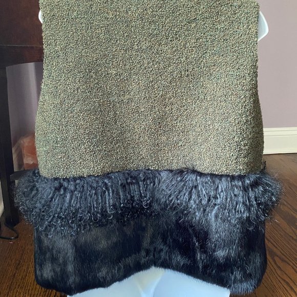 Like New Authentic Tory Burch Roseanne Boucle Wool/Fur Vest, L - Picture 4 of 8